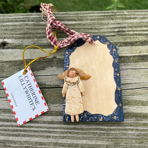 Angel ornament decoration limited edition Gail West NWT - Picture 4 of 10